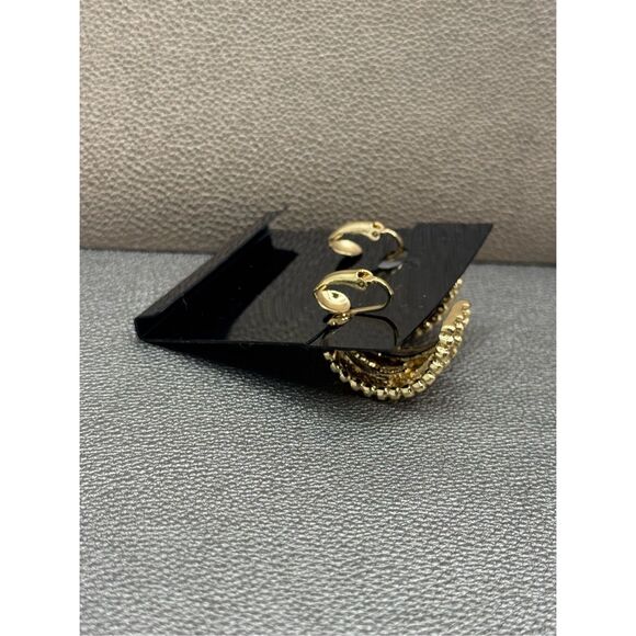 Vintage Kenneth J Lane Gold Clip Earrings - Picture 3 of 5